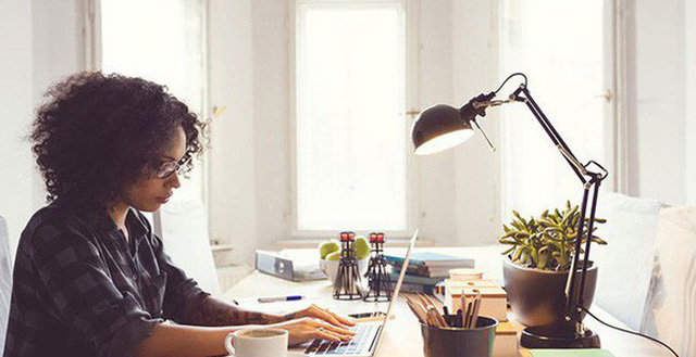 Nghiên cứu đã chứng minh: Ngồi ở nhà làm việc mới là cách làm việc ...