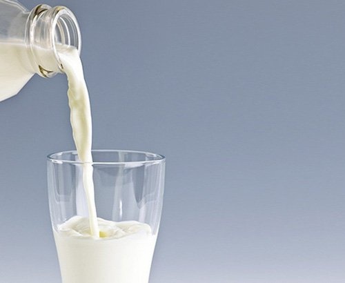 Uống sữa vào ban đêm có tốt không? 7 lợi ích bất ngờ nếu uống sữa trước khi ngủ 2